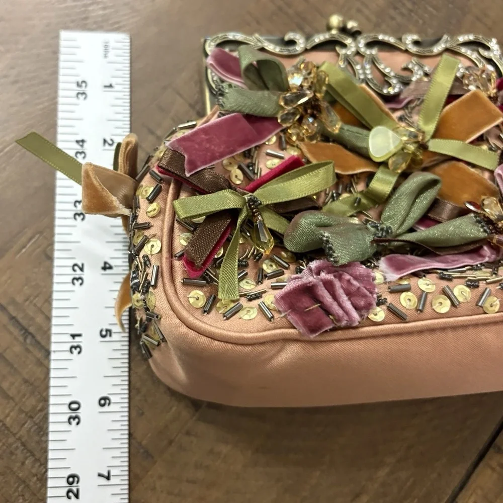 Mary Frances this purse